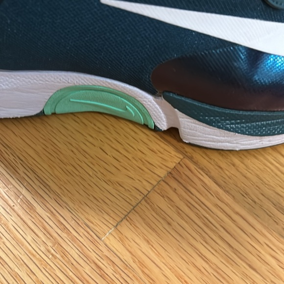 NIKECOURT AIR ZOOM GP TURBO Men's Tennis Shoe - Picture 5 of 12